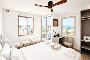 In-room safe, desk, laptop workspace, soundproofing - Avyanna Gulhi Beach  (Gulhi)