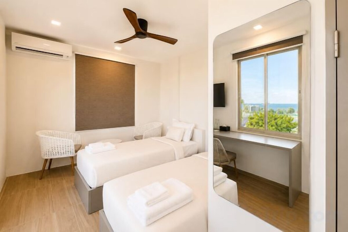 Twin Room with Sunset View