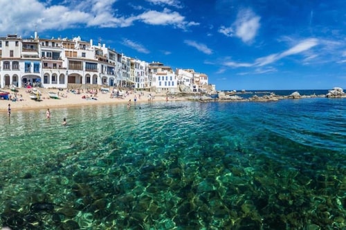 Apartment by the Beach in Spain's Costa Brava