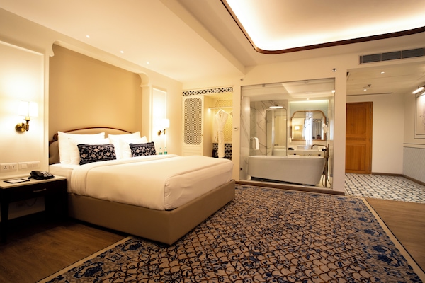 Purna King Room with Hill view | Egyptian cotton sheets, premium bedding, minibar, desk