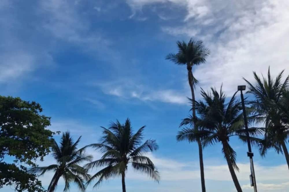 MaHaNa Hostel & Beach Bar Pattaya