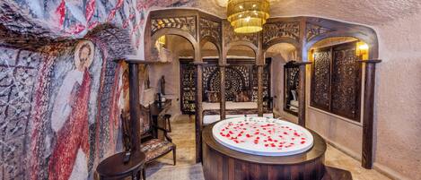 1 bedroom, premium bedding, in-room safe, soundproofing