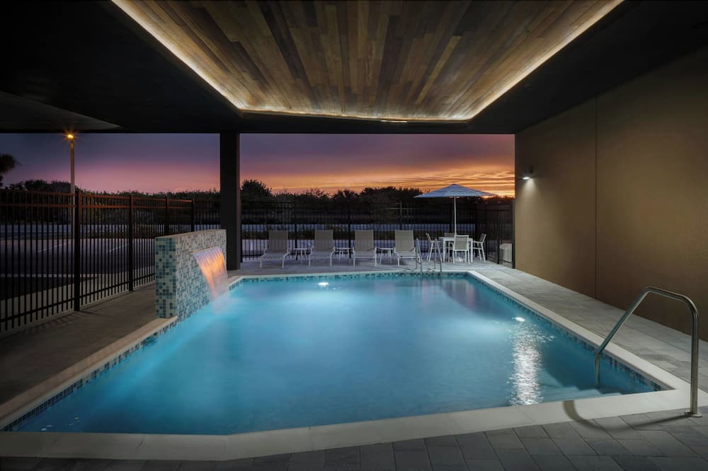 Fairfield Inn & Suites by Marriott Melbourne Beach