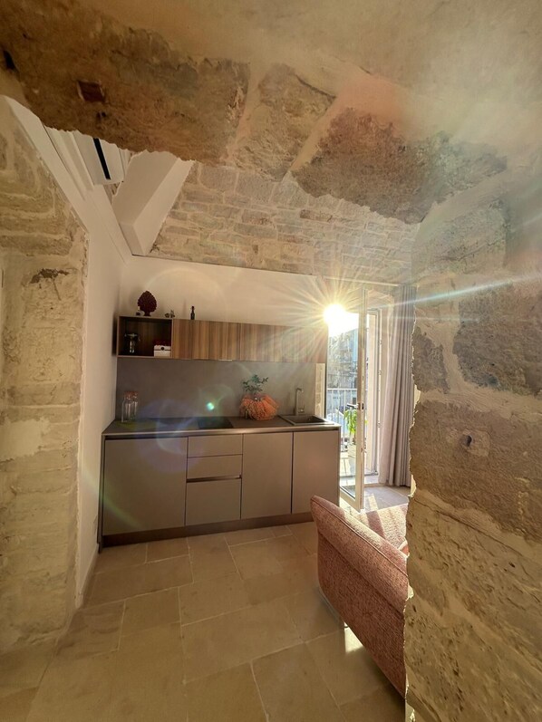 Interior - Blue Marina A Vista Marina and Old Town (Puglia)