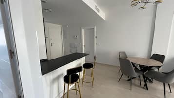 Apartment, 2 Bedrooms, Accessible, Balcony | Living area