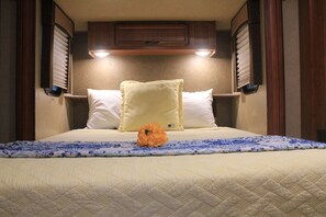 1 室のベッドルーム、WiFi、ベッドシーツ