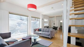 House, 3 Bedrooms | Living area