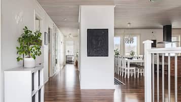 Hus - 6 sovrum - privat pool | Restauranger