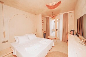 Dobbeltrom – deluxe | Skrivebord, skrivebord for bærbar PC og wi-fi (inkludert)