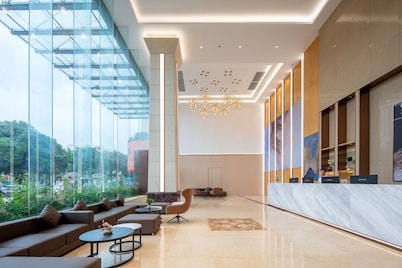 Echarm International Hotel Guangzhou Baiyun International Airport Huadu Plaza Branch - Free Deliver Service to Guangzhou Baiyun International Airport & Free Deliver Service to Canton Fair Complex During Canton Fair Period