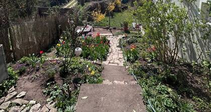 Stylish & quiet 2 room apartment old town Bamberg 5 min from the cathedral - parking possible.