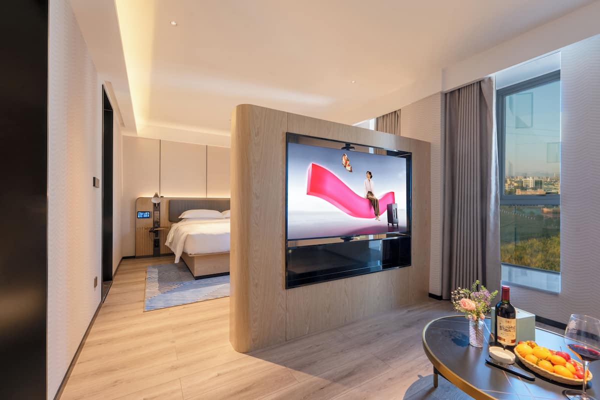 Luxury Suite, City View | View from room
