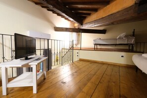 2 bedrooms, iron/ironing board, WiFi, bed sheets - Wine Apartments Florence Barbaresco 3 (Firenze)