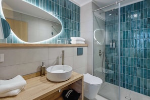 In-room safe, blackout drapes, iron/ironing board, free WiFi - Hotel Reva Tahiti (Papeete)