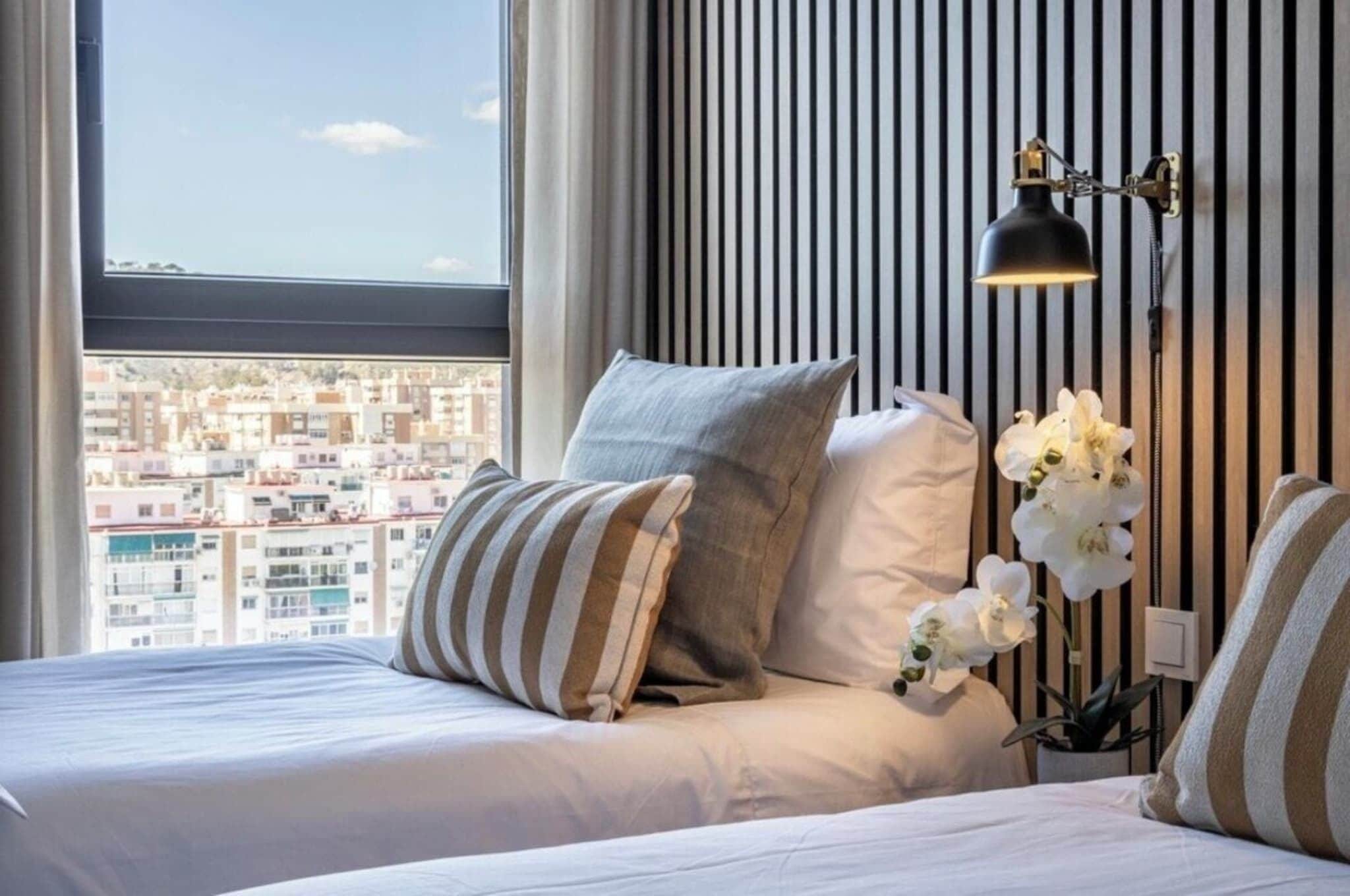 3 habitaciones, tabla de planchar con plancha y wifi gratis 