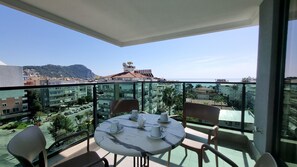 Leilighet – deluxe, balkong, sjøutsikt | Terrasse/patio