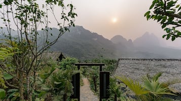 Quang cảnh nhìn từ nơi lưu trú