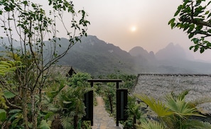 Quang cảnh nhìn từ nơi lưu trú