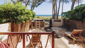 Studio, uitzicht op het strand | Terras