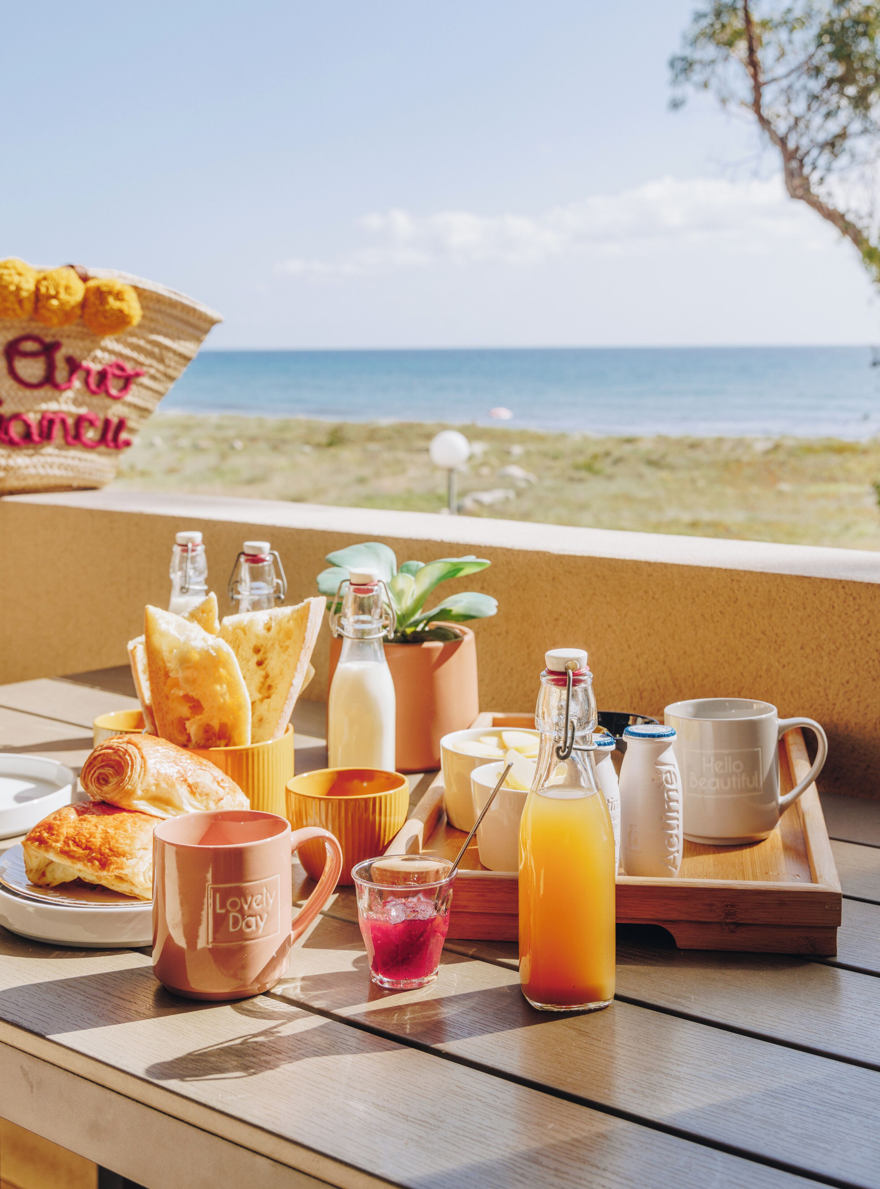 デラックス アパートメント | 客室内のダイニングエリア