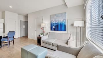 Smart TV, offices