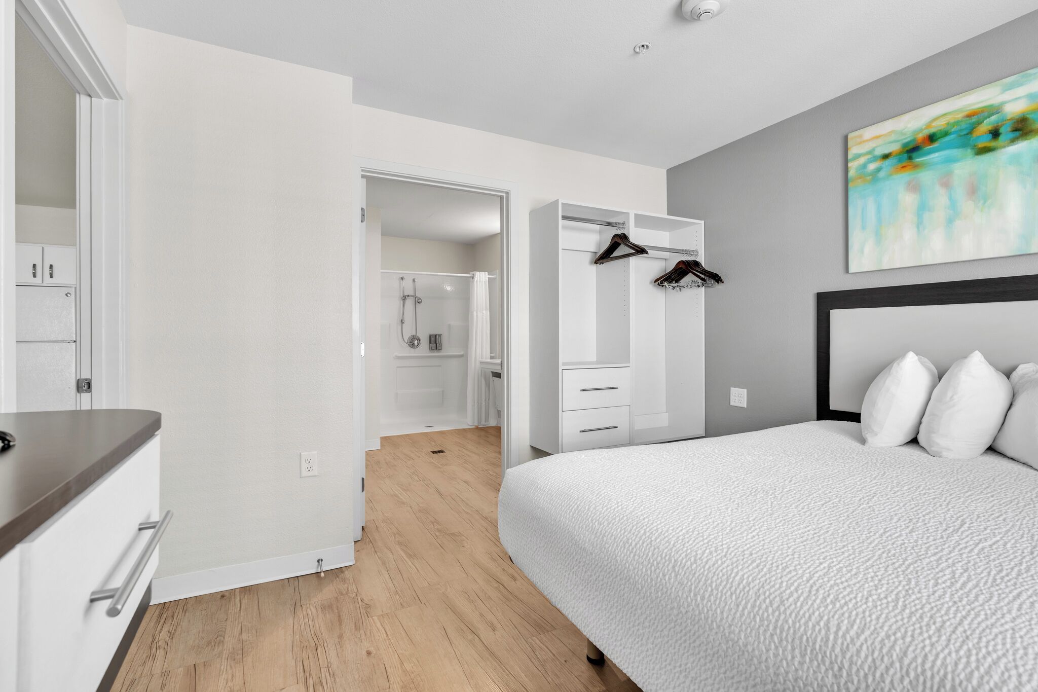 1 bedroom, desk, iron/ironing board, travel crib