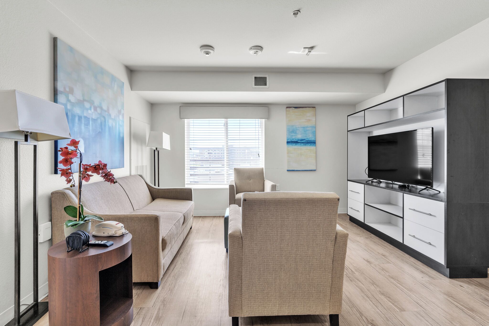 Télévision, espaces bureaux