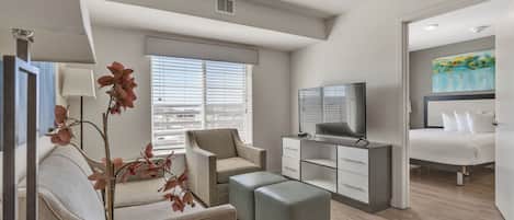 2 Schlafzimmer, Schreibtisch, Bügeleisen/Bügelbrett, kostenloses WLAN