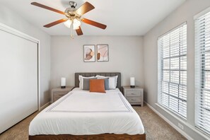 1 bedroom, desk, iron/ironing board, free WiFi