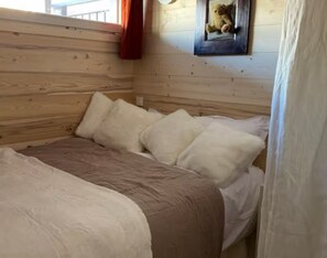 1 chambre, Wi-Fi gratuit, draps fournis