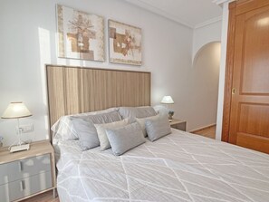 2 Schlafzimmer, Bügeleisen/Bügelbrett, kostenloses WLAN, Bettwäsche