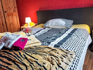 3 Schlafzimmer, Reisekinderbett, kostenloses WLAN