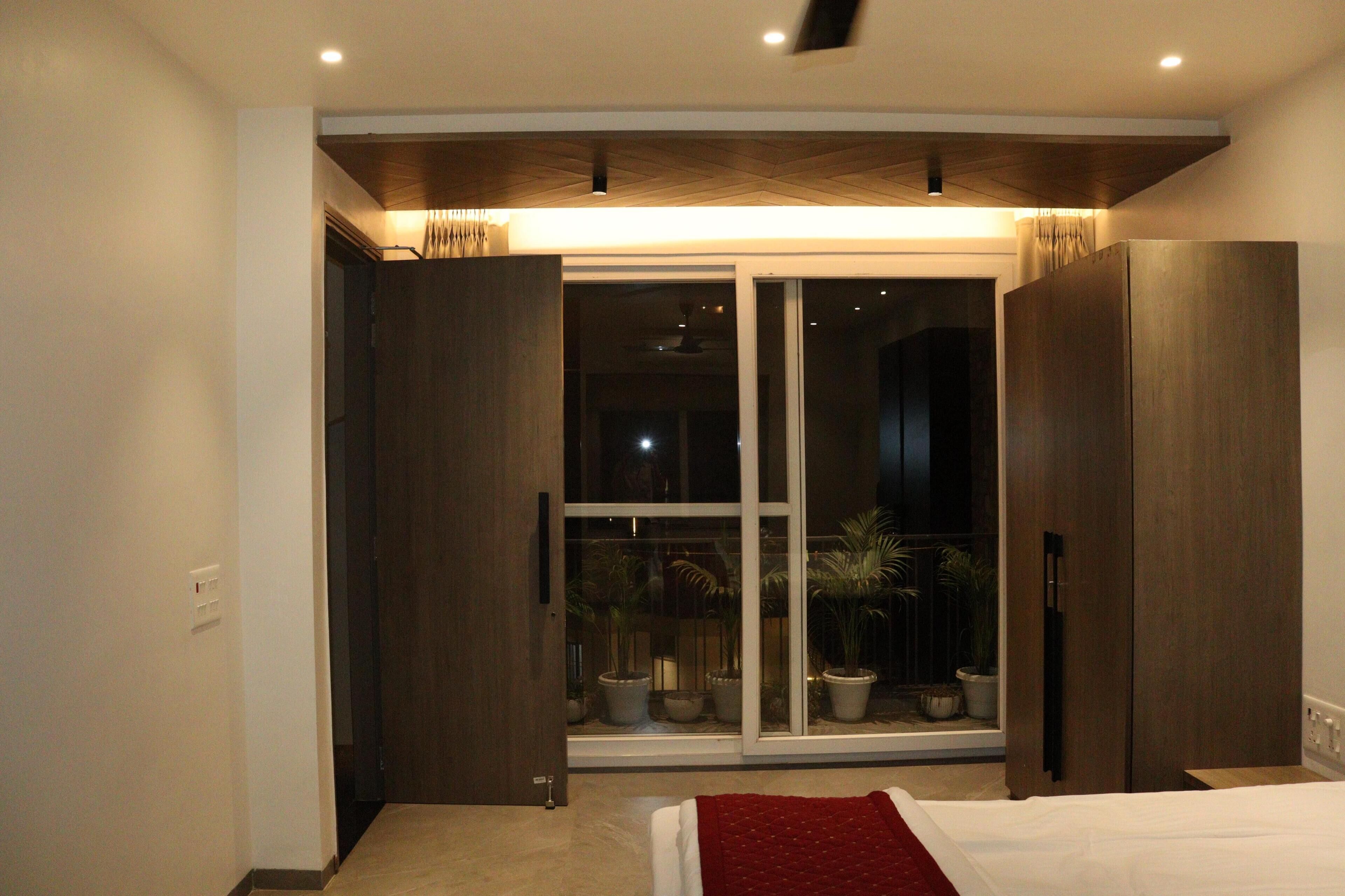 2 室のベッドルーム、アイロン /   アイロン台、WiFi (無料)、ベッドシーツ