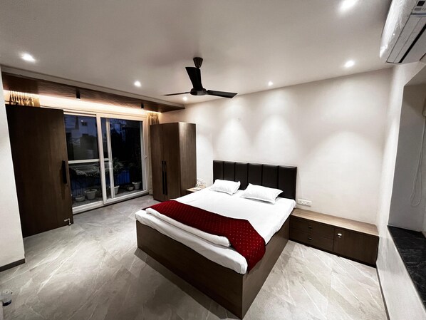 2 chambres, fer et planche à repasser, accès au Wi-Fi (inclus)