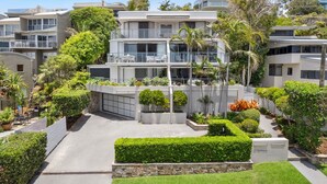 Exterior - Beautiful Belmore Retreat Easy Walk to Beach (Noosa)