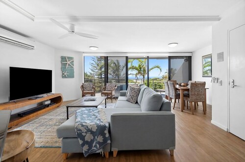 Beautiful Belmore Retreat Easy Walk to Beach