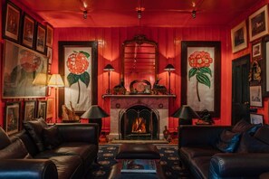 Deluxe Double Room, Patio, Garden View | Living area - Sinhagiri Mansion (Nuwara Eliya)