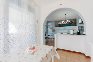 Apartament | Cuina privada | Trona 