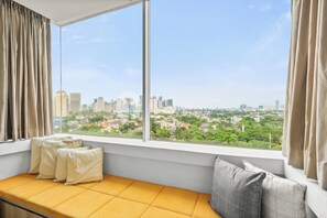 Una televisión de pantalla plana