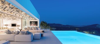 Oasis of Luxury & Style, Premier Gated Community, Incredible Vibe, Sea Views