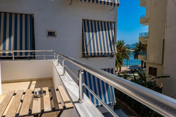 Double Room with Side Sea View | Balcony