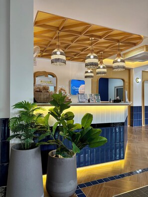 Reception - Charm Hostel at Pratumnak (Pattaya)