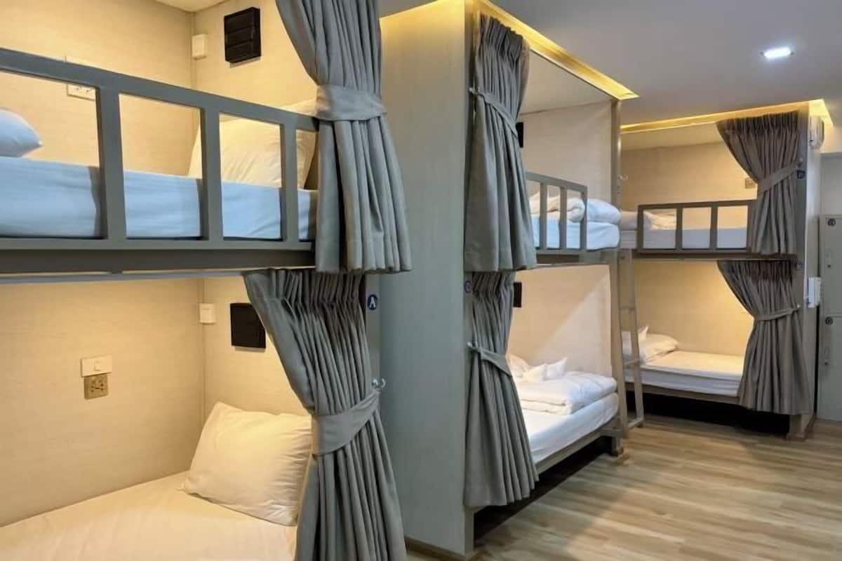 1 bedroom, in-room safe, blackout drapes, free WiFi