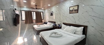 Hotel Jupiter Residency