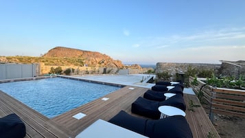 2 piscinas al aire libre