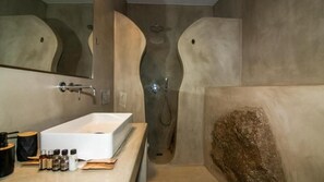 Two-Bedroom Apartment | Bathroom | Free toiletries, hair dryer, towels, soap - Psaros Village (Mykonos)