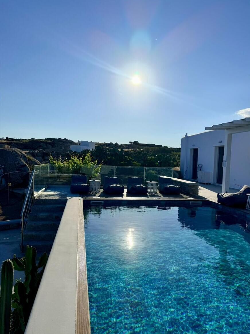 2 piscinas externas