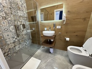 シャワー、ビデ