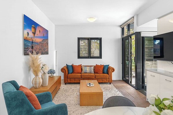 Smart TV - The Beaufort Escape – A Sepal Select Stay (Perth)