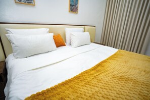 3 Schlafzimmer, Bügeleisen/Bügelbrett, WLAN, Bettwäsche